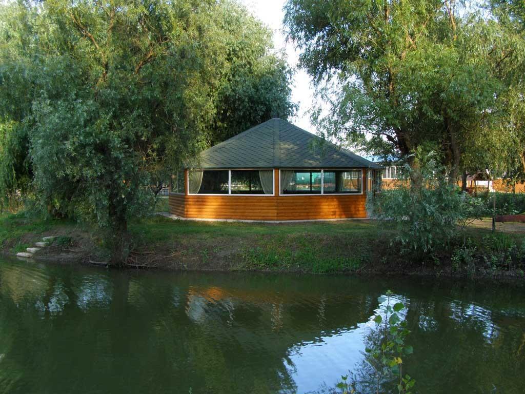 Holiday Park Dunay Kyslytsya Eksteriør billede