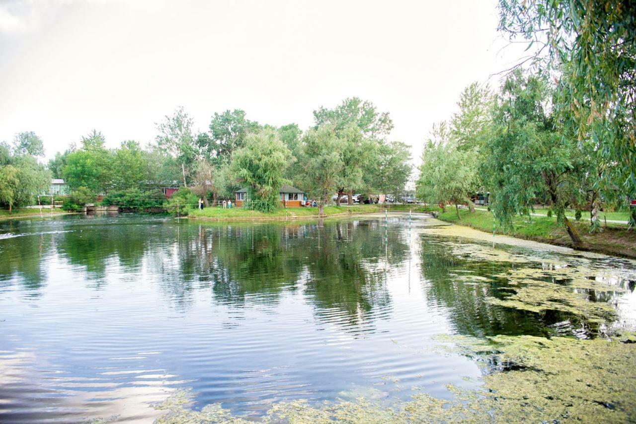 Holiday Park Dunay Kyslytsya Eksteriør billede